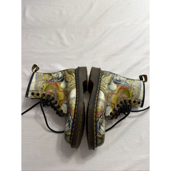 Dr Martens 1460 George & The Dragon Boots Museum Artist Women’s Size 6